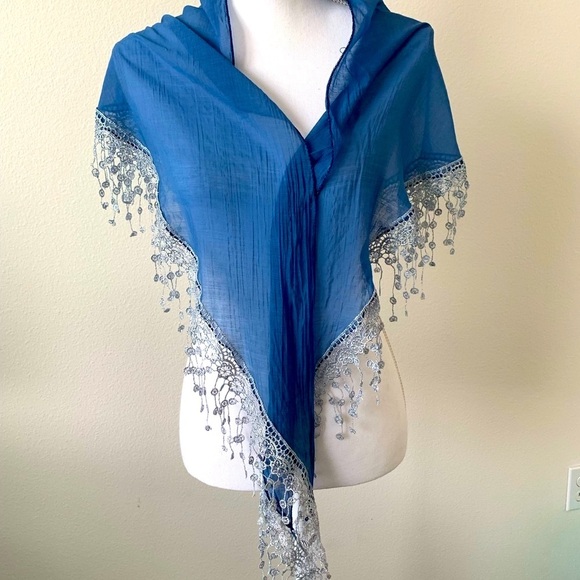 Accessories - Elegant Blue and Silver Women's Shawl